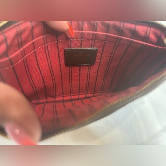 Louis Vuitton Damier Ebene Neverfull Pochette - Picture 6 of 7